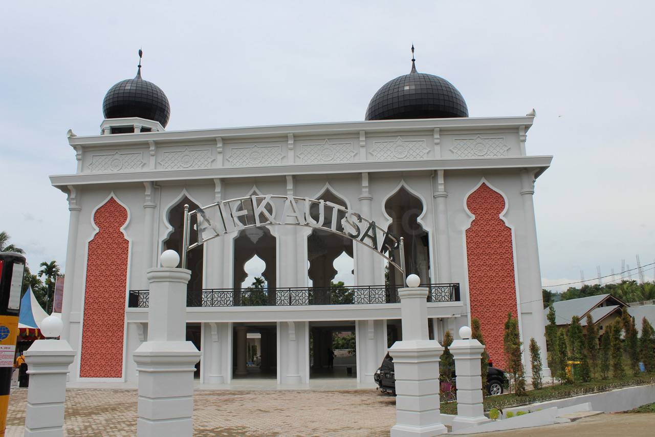 AGP Tuntaskan Pembangunan...