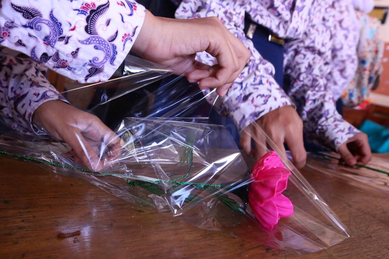 Pendidikan Kriya untuk...