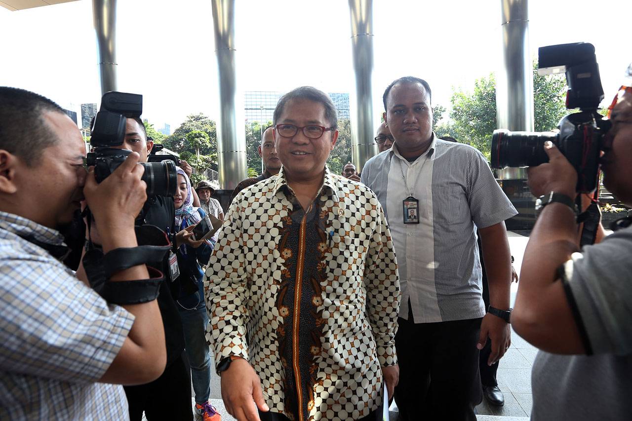 Menkominfo Sambangi...