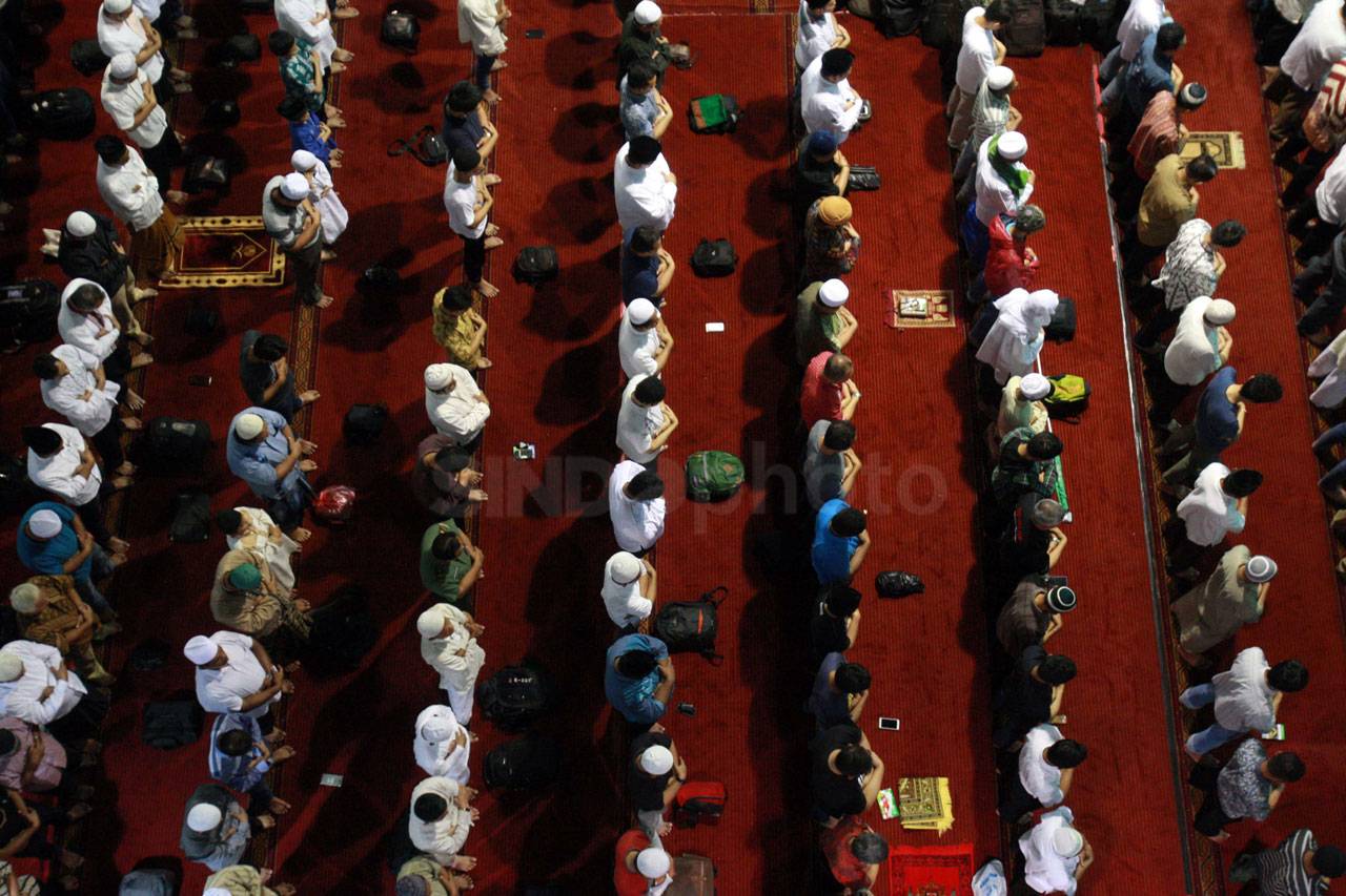 Usai Salat Jumat, Ribuan...