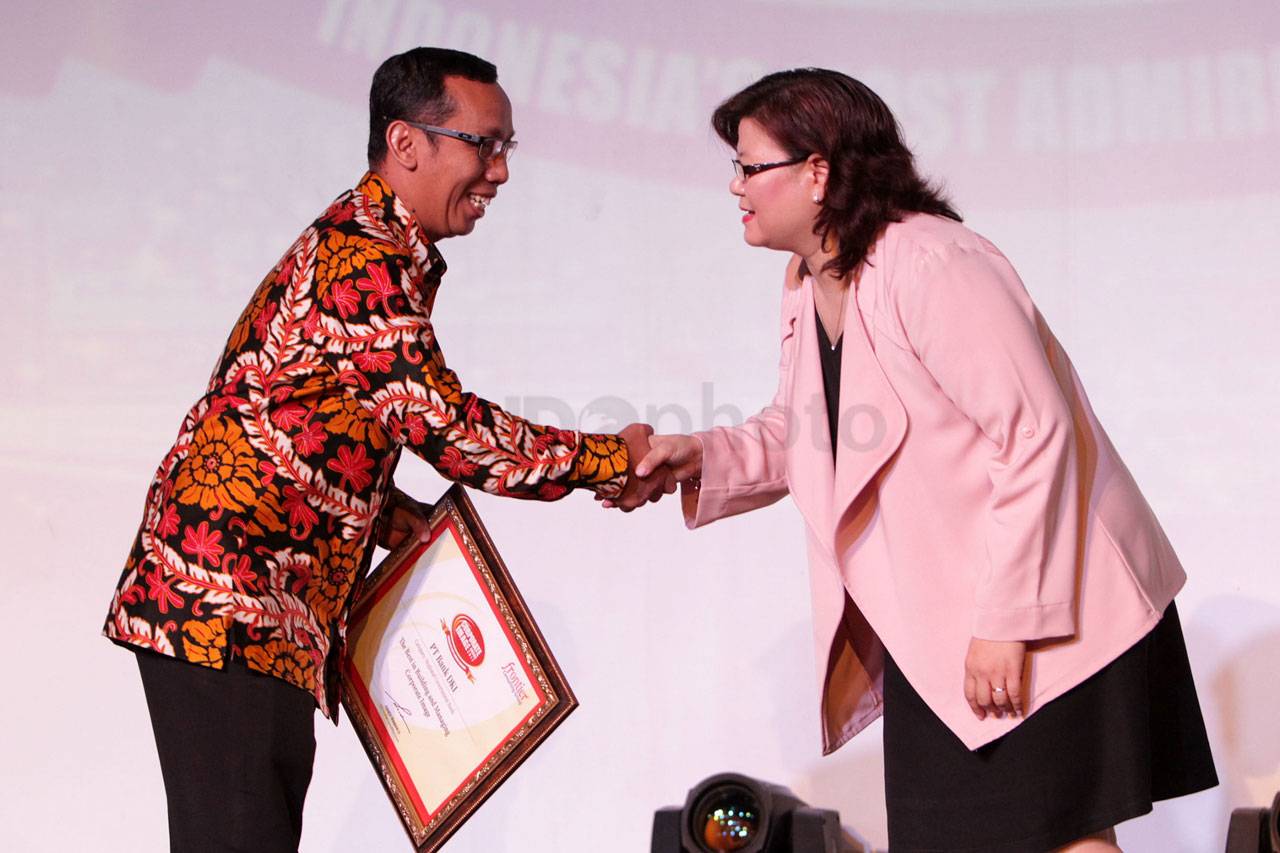 Bank DKI Sabet Penghargaan...