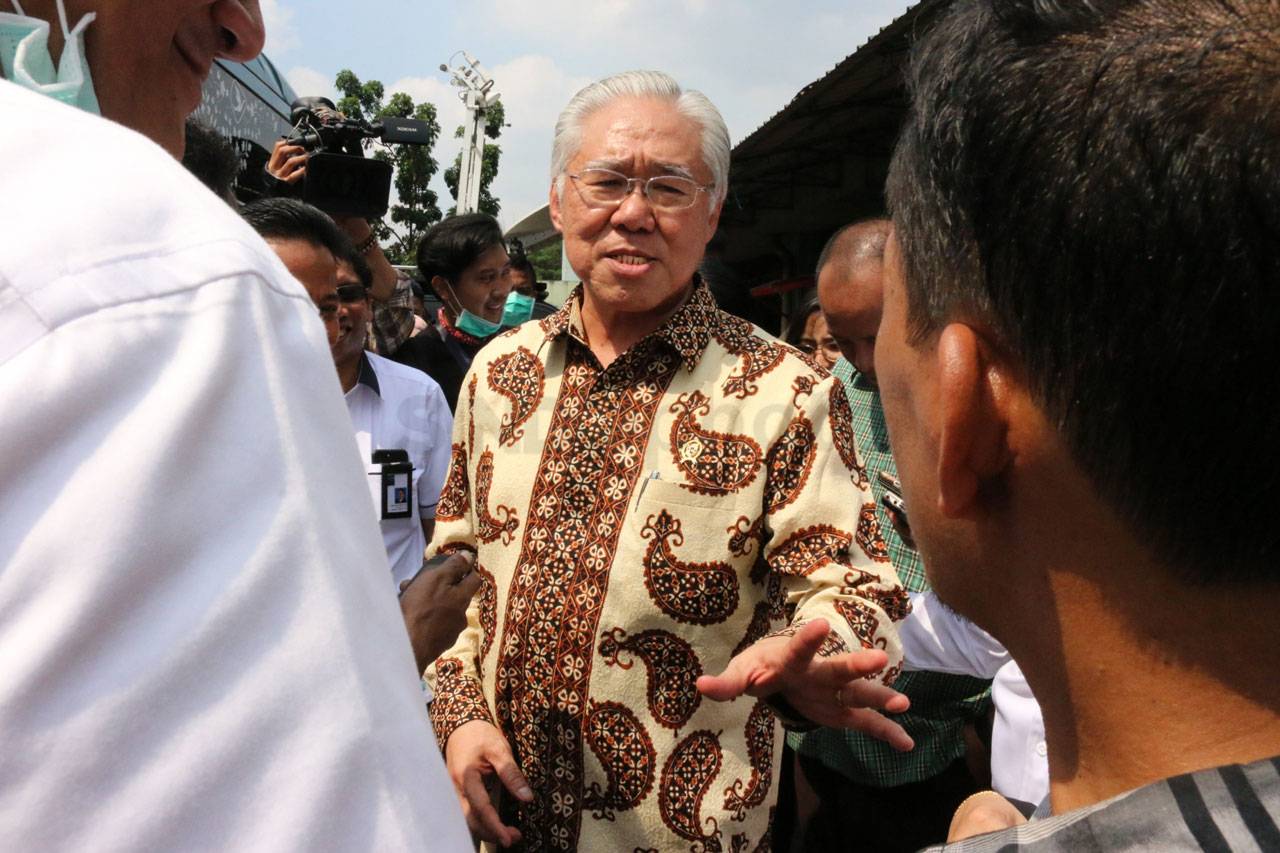 Mendag Sambangi Pasar...