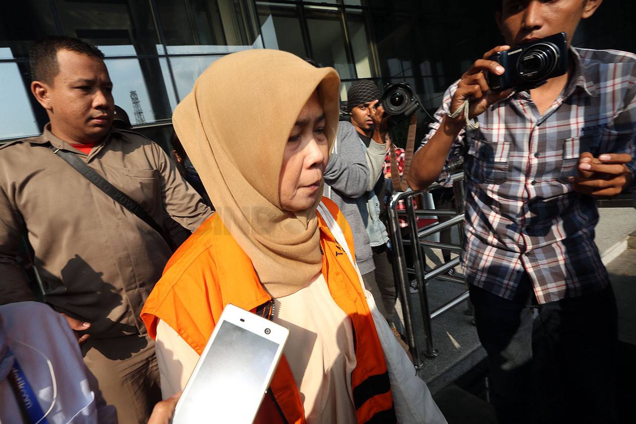 KPK Periksa Kepala Dinas...