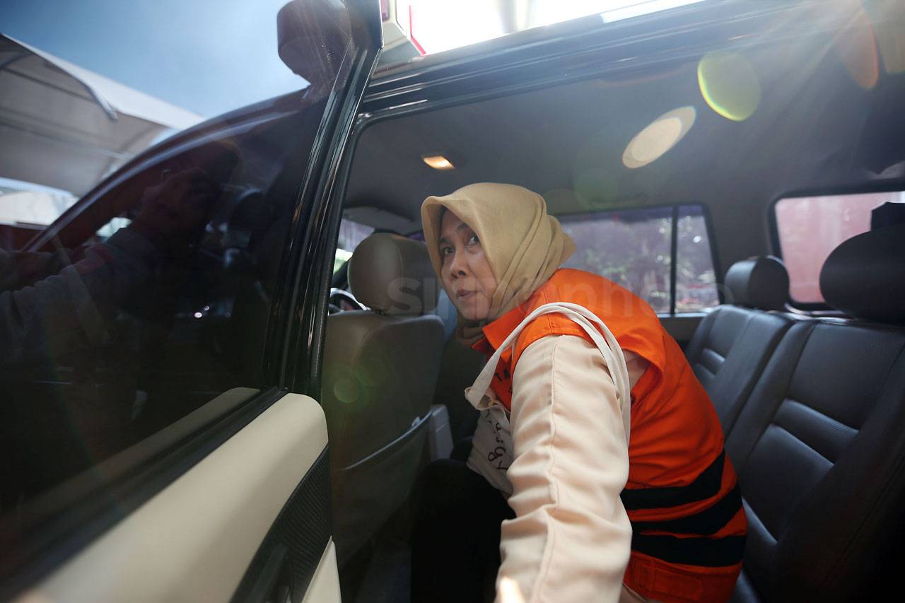 KPK Periksa Kepala Dinas...