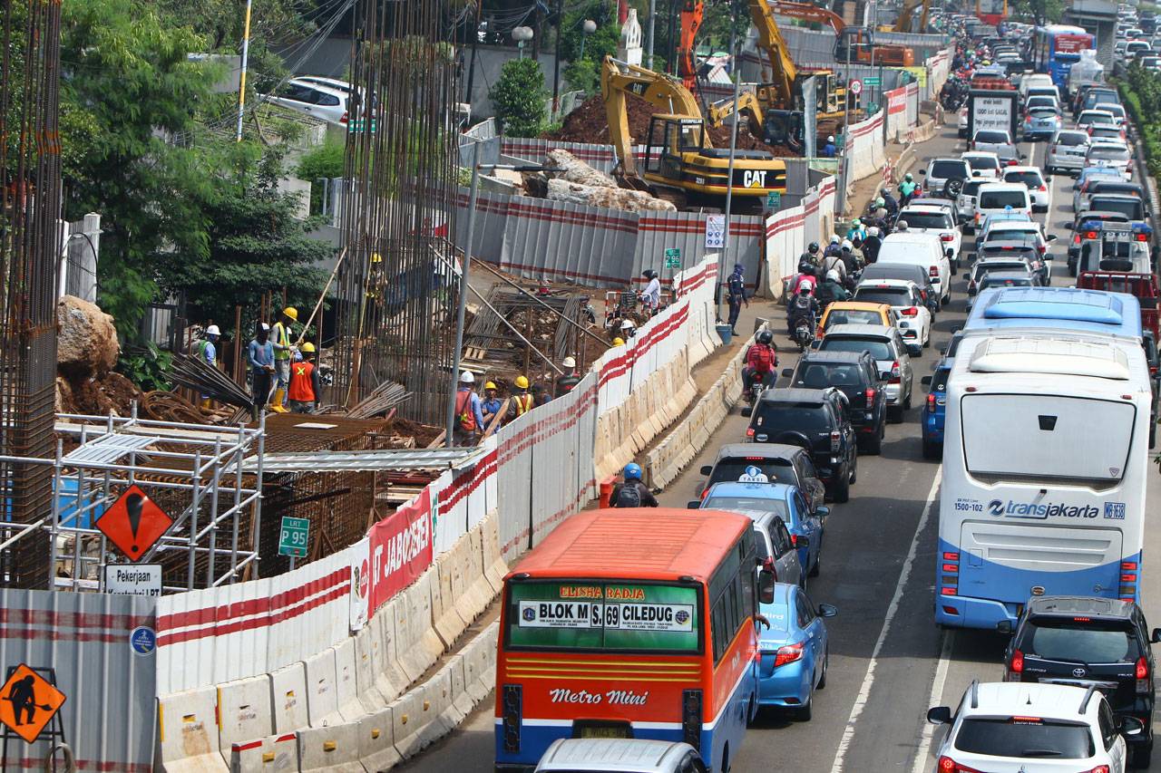 Proyek LRT Jabodebek...