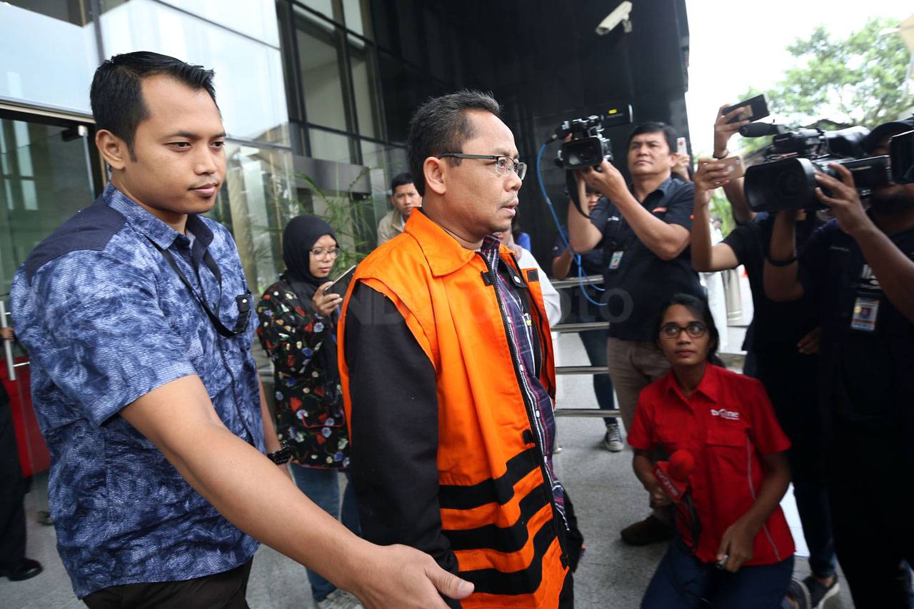 KPK Periksa Auditor...