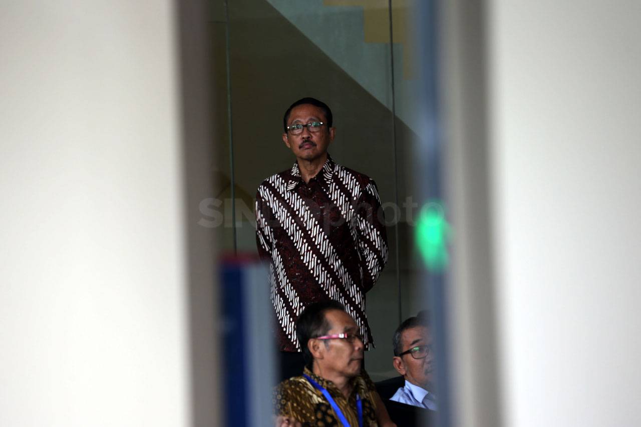 KPK Periksa Mantan Kepala...