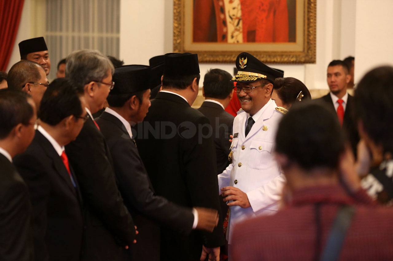 Presiden Jokowi Lantik...