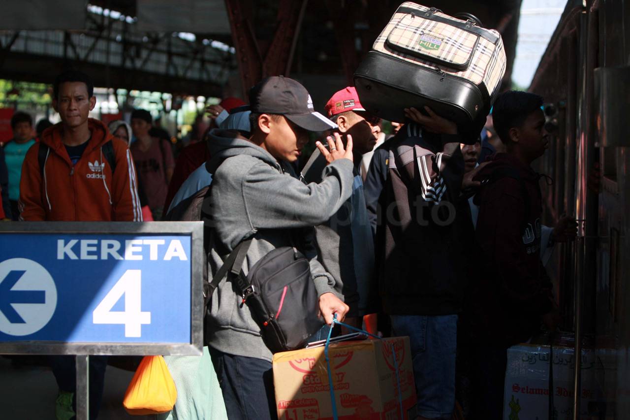 Stasiun Pasar Senen...