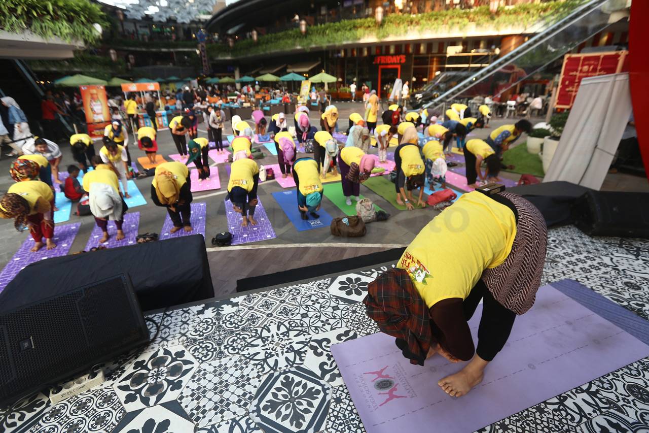 Yoga Ngabuburit Bersama...