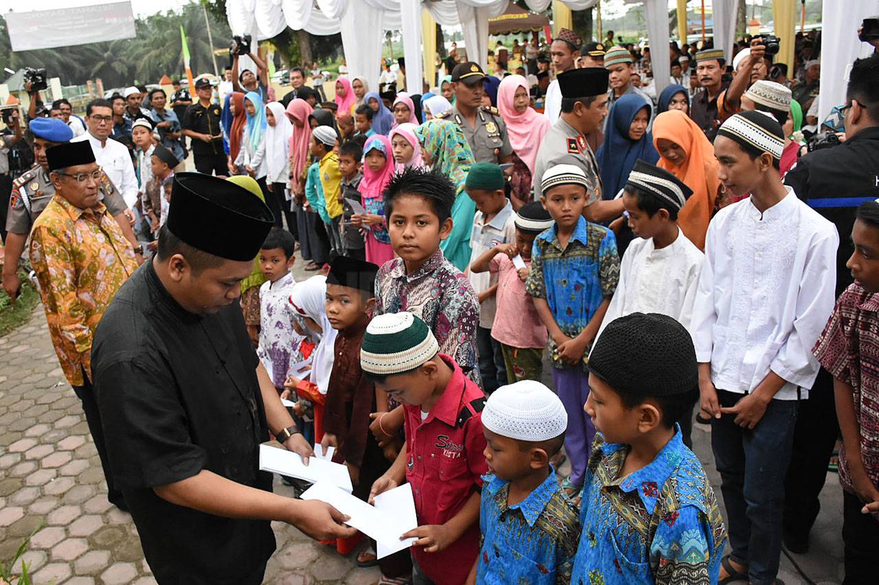 Dialog Lintas Agama,...