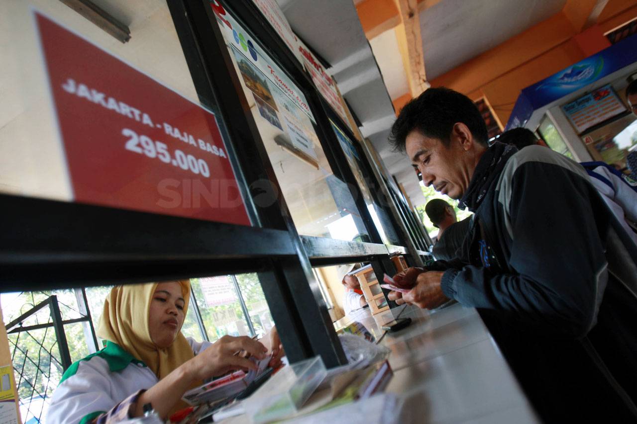 Pemudik Tujuan Sumatera...