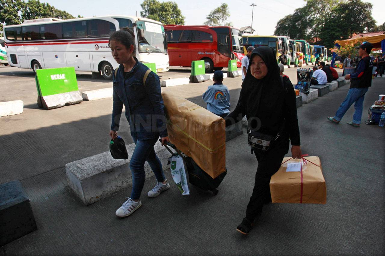 Pemudik Tujuan Sumatera...