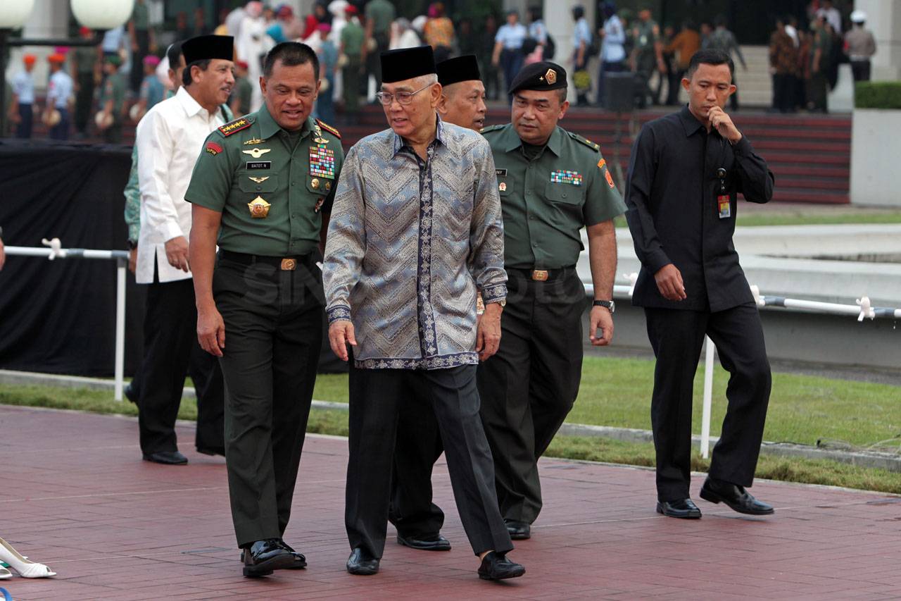 Presiden Jokowi Buka...