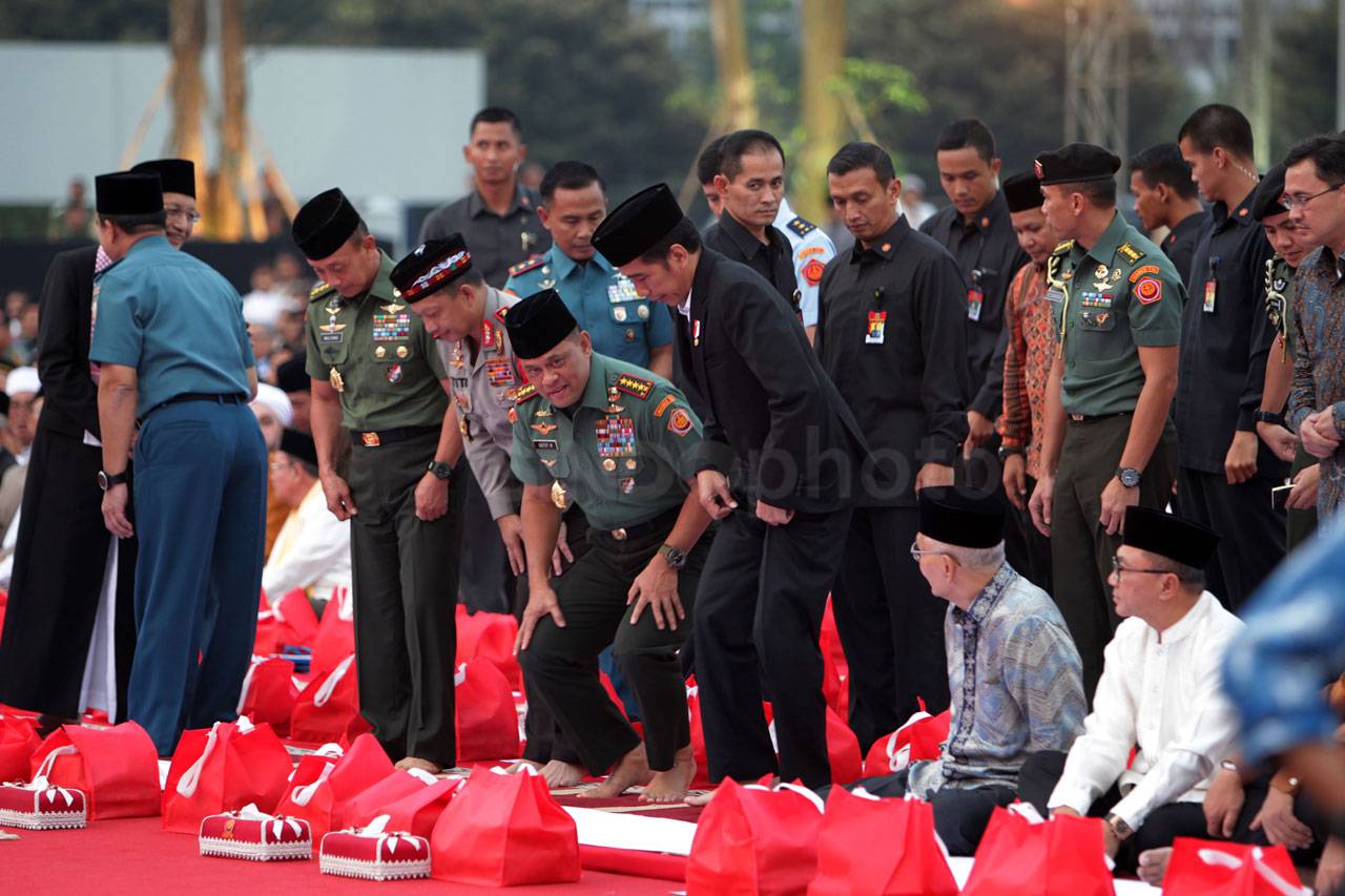 Presiden Jokowi Buka...