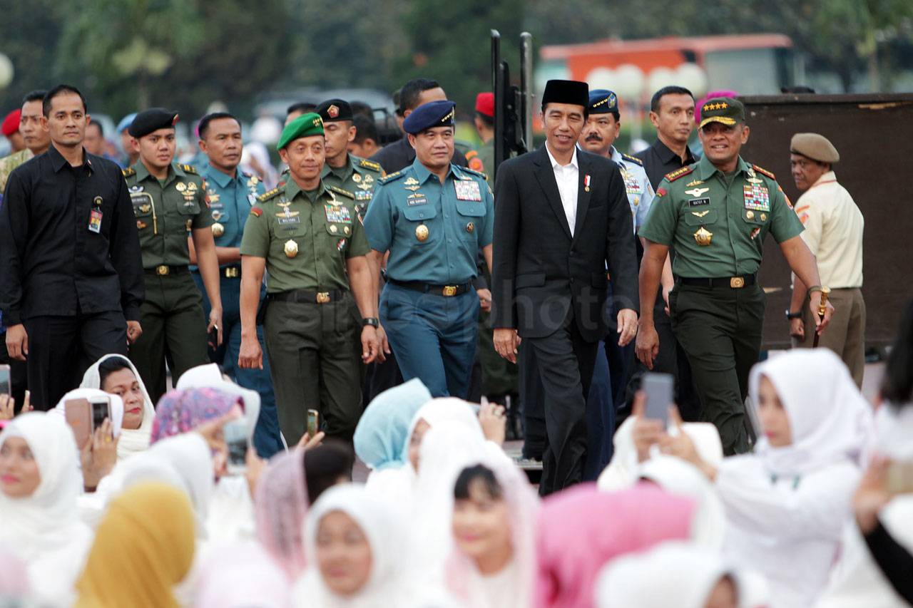 Presiden Jokowi Buka...