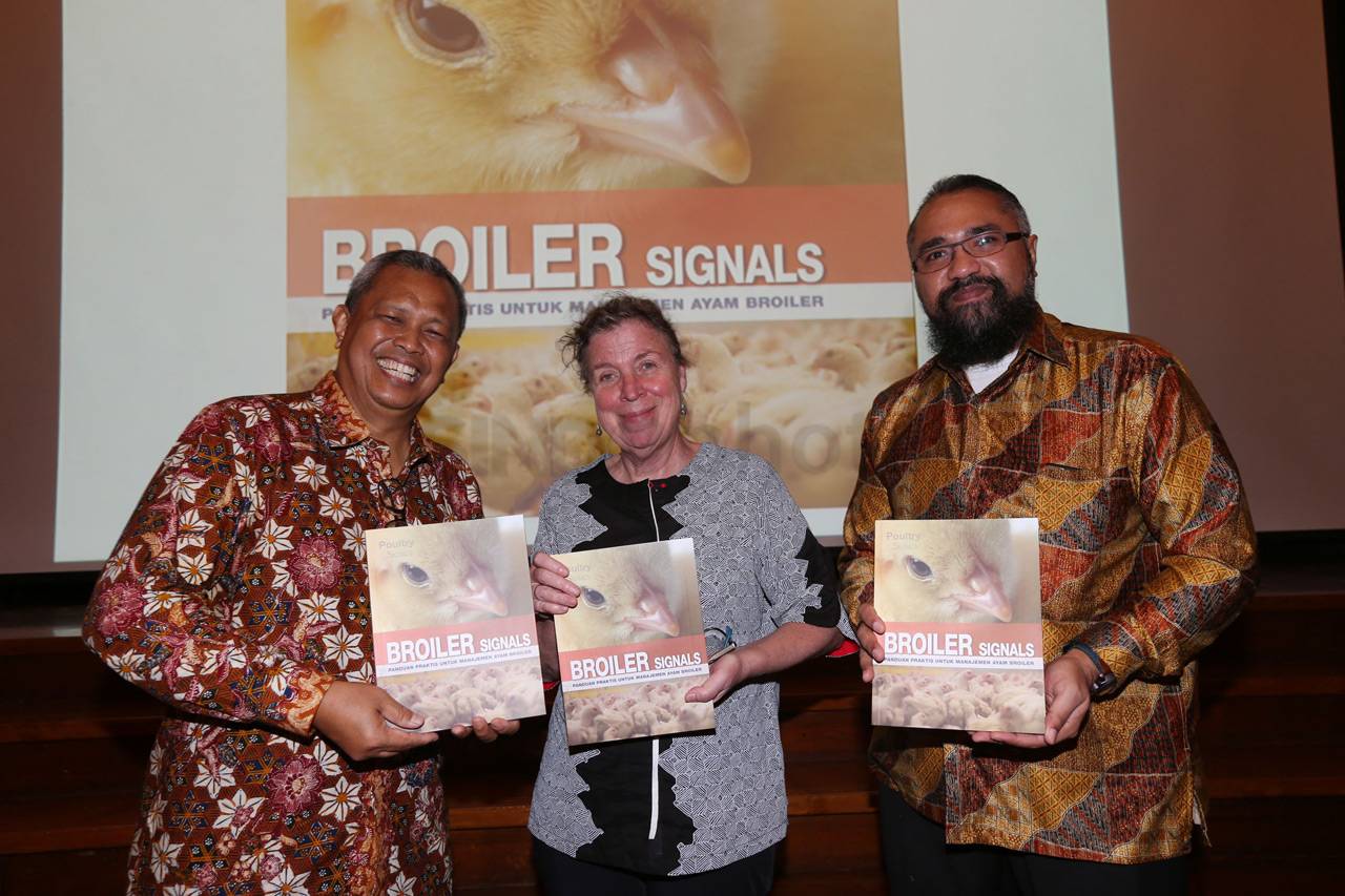 Buku Broiler Signals,...