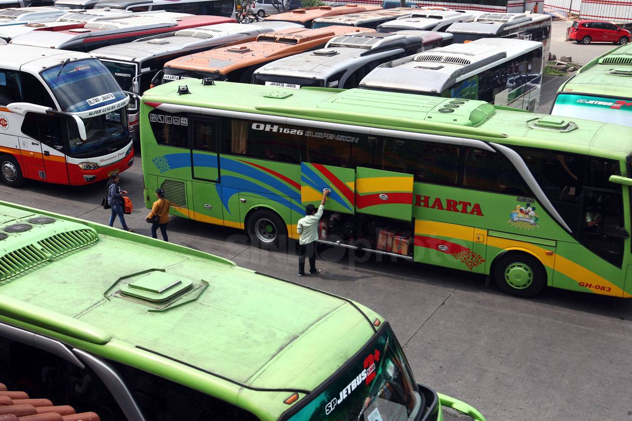 Puncak Mudik Terminal...