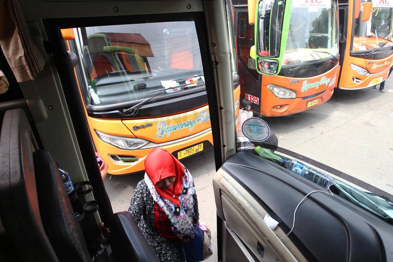 Puncak Mudik Terminal...