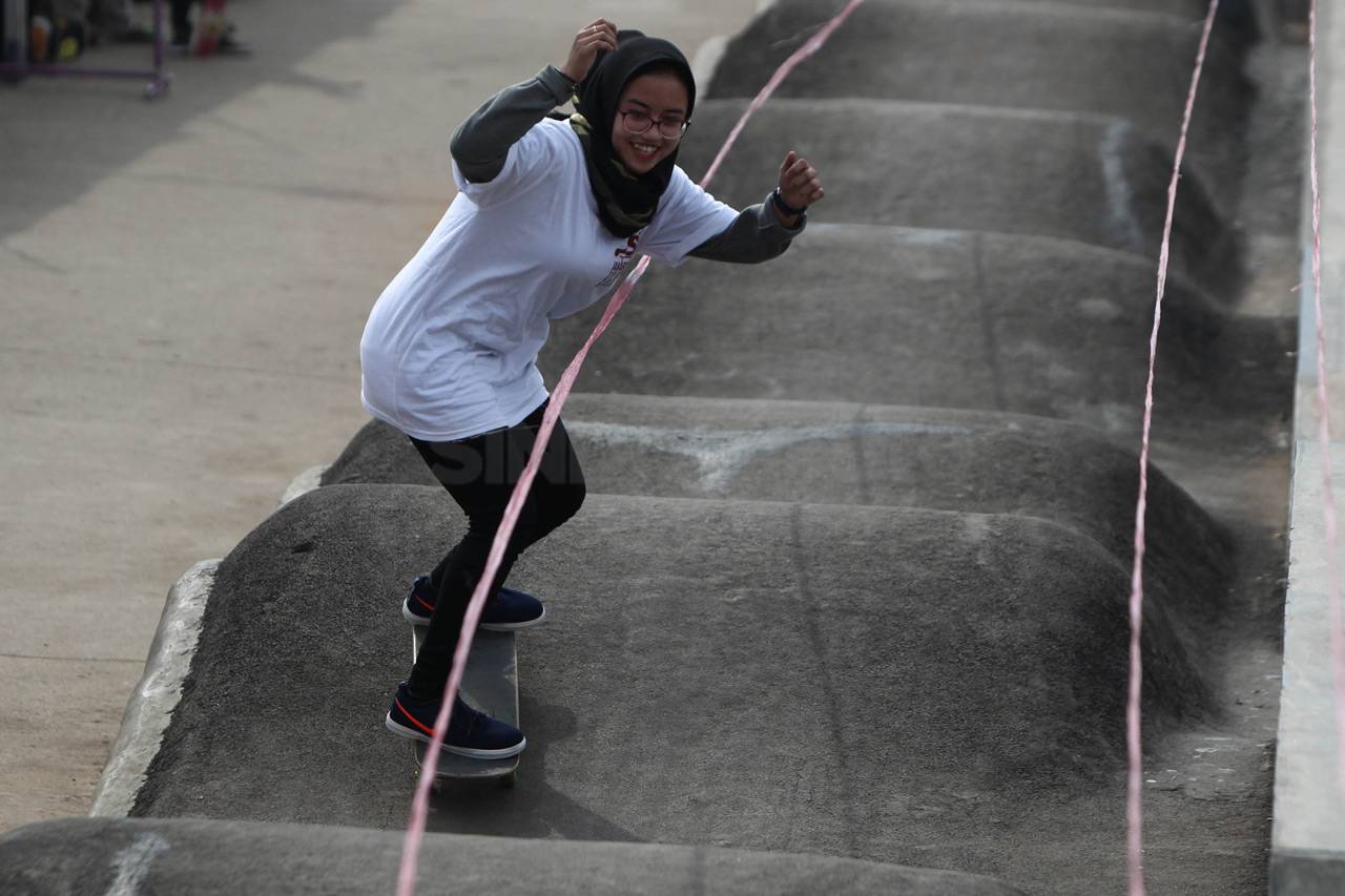Jakarta Go Skateboarding...