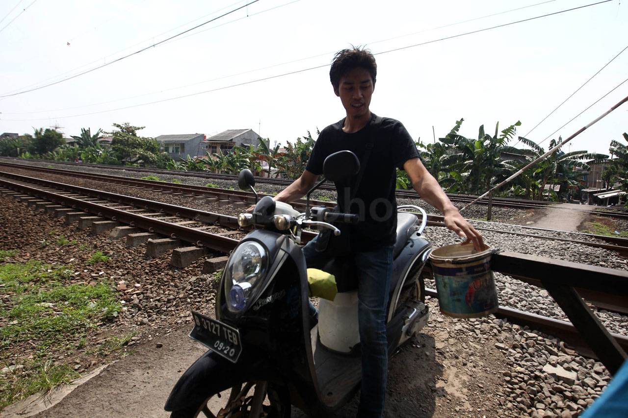 Perlintasan Kereta Tanpa...