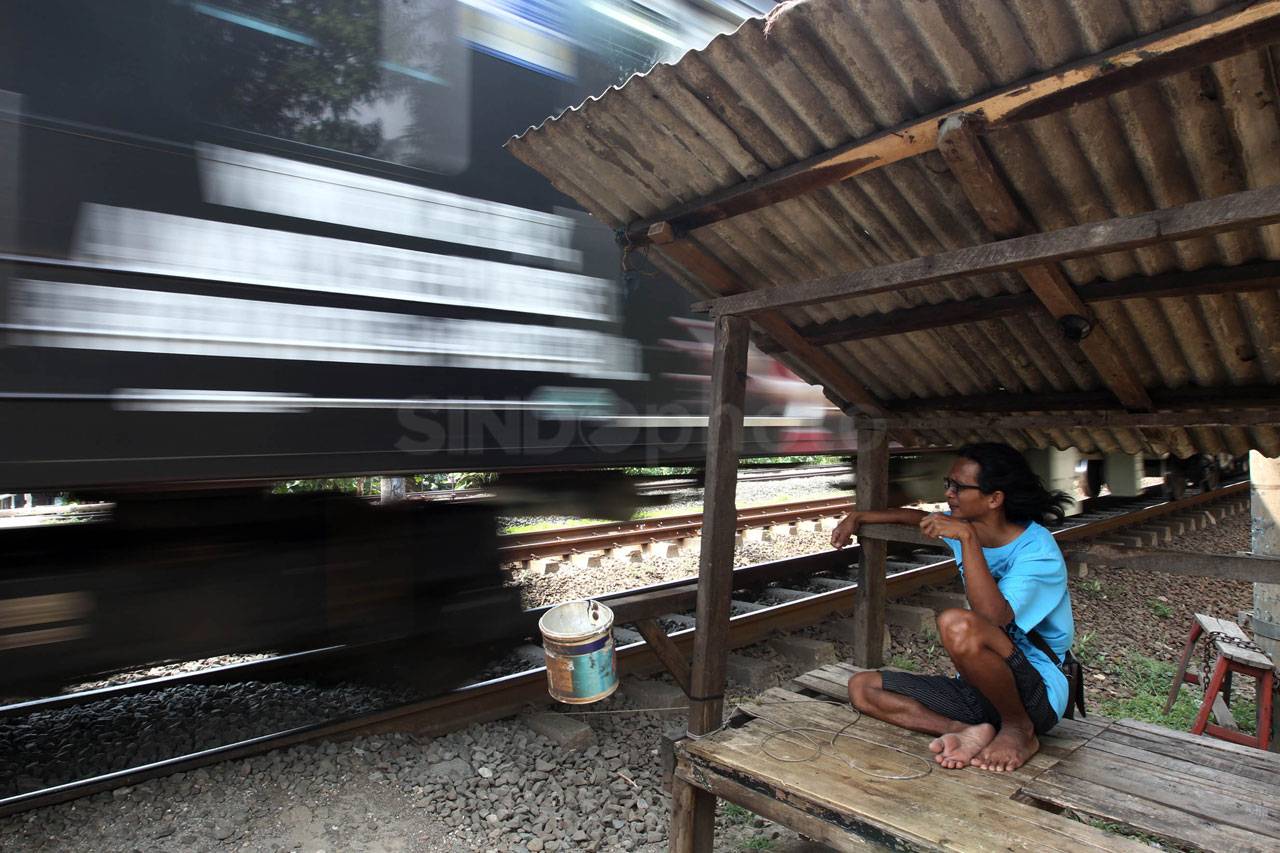 Perlintasan Kereta Tanpa...
