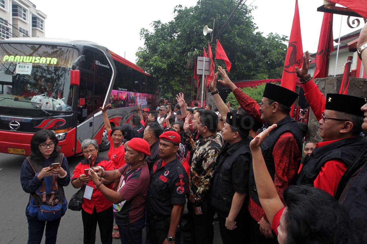 Gubernur DKI Lepas Mudik...