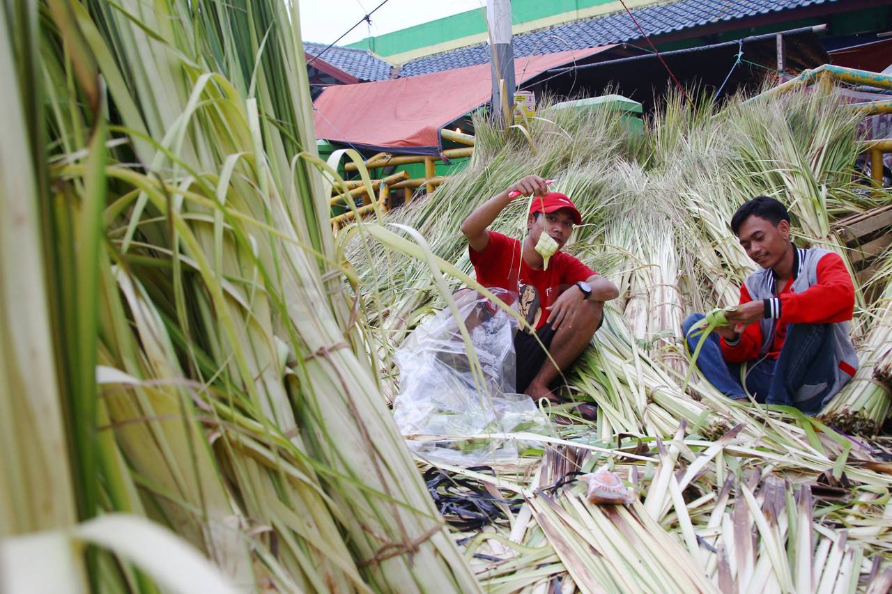 Kulit Ketupat Mulai...