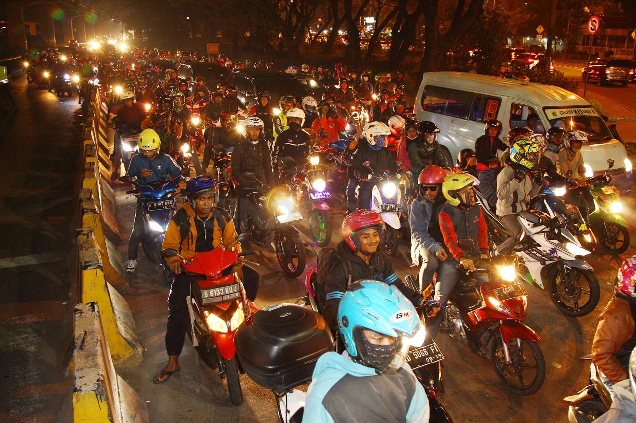 Pemudik Motor Mulai...