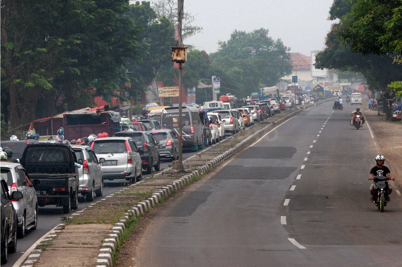 Jalur Pantura Jawa Tetap...
