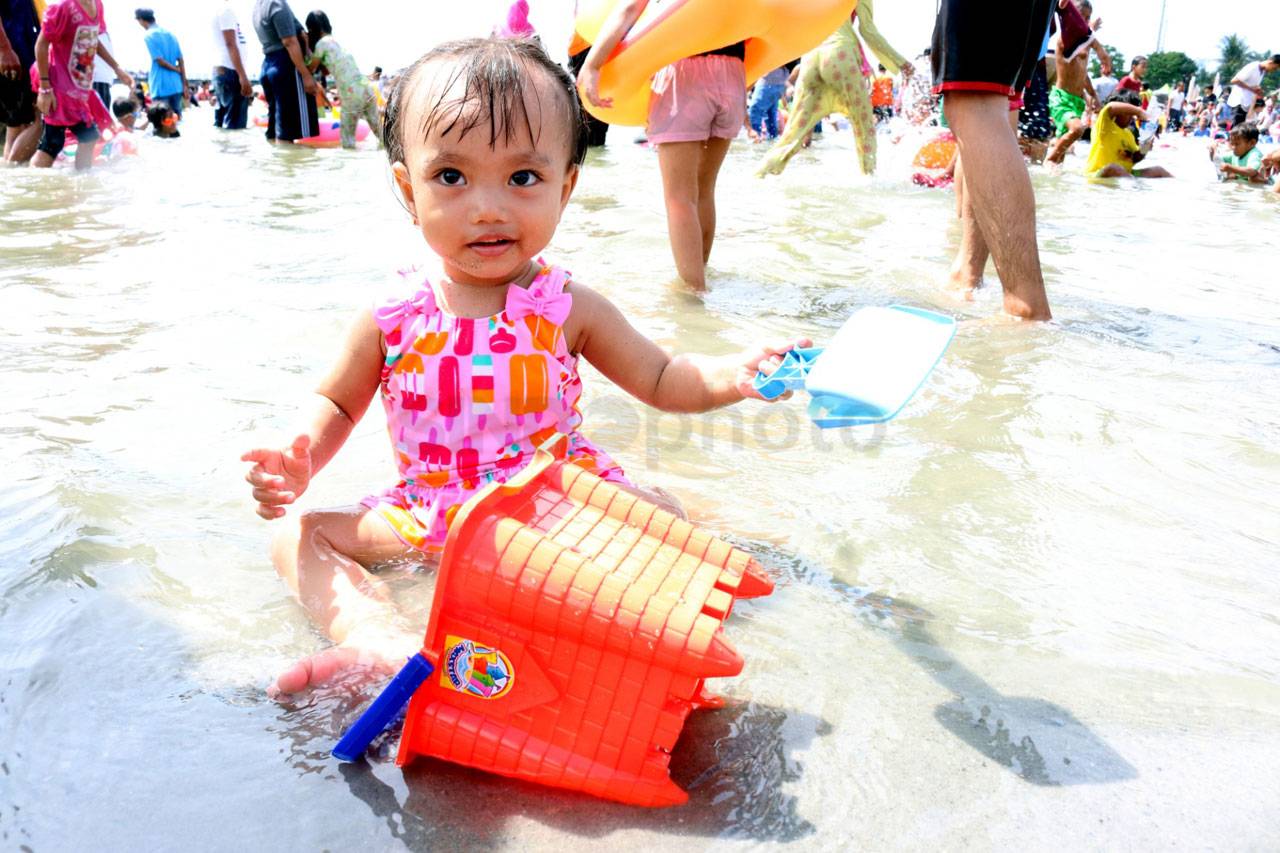 Pantai Ancol Tempat...