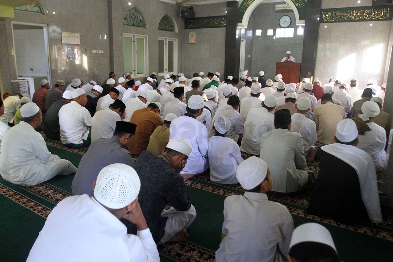 Jamaah Masjid Ghairu...