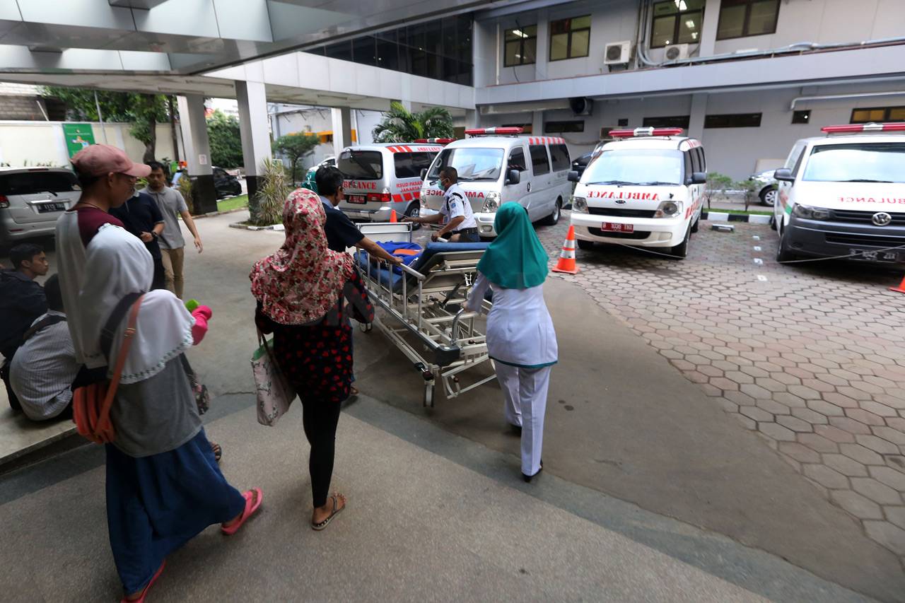 Layanan Medis Berjalan...