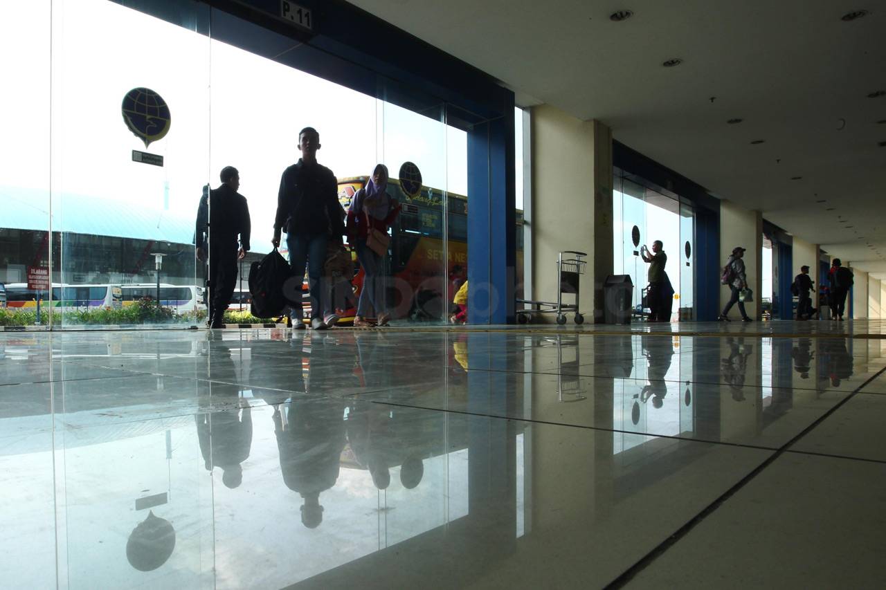 Arus Balik di Terminal...