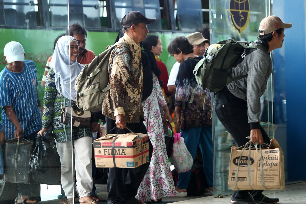 Arus Balik di Terminal...