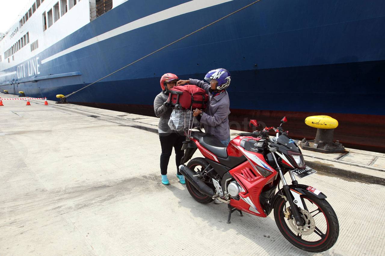 Arus Balik di Pelabuhan...