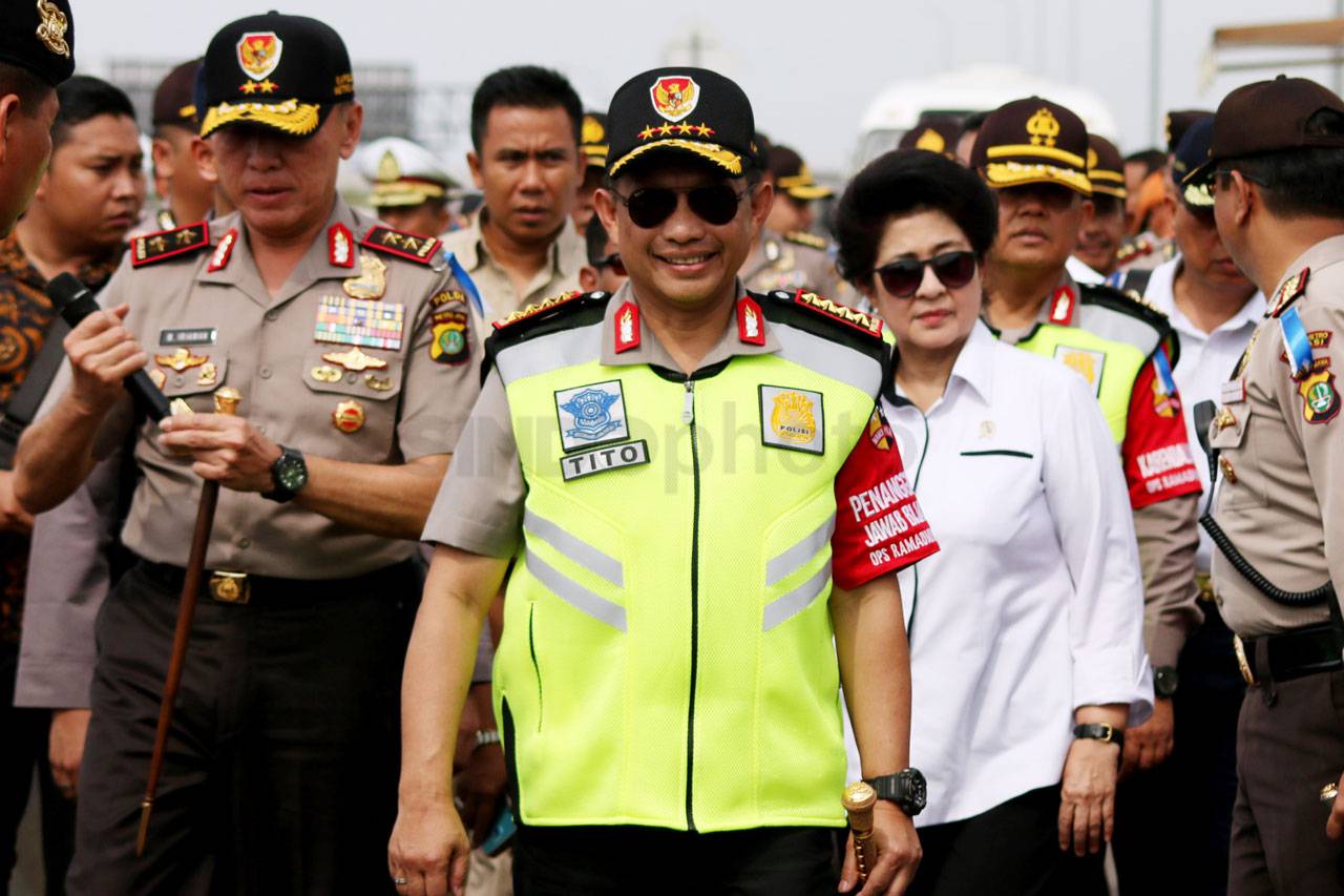 Kapolri Tinjau Arus...