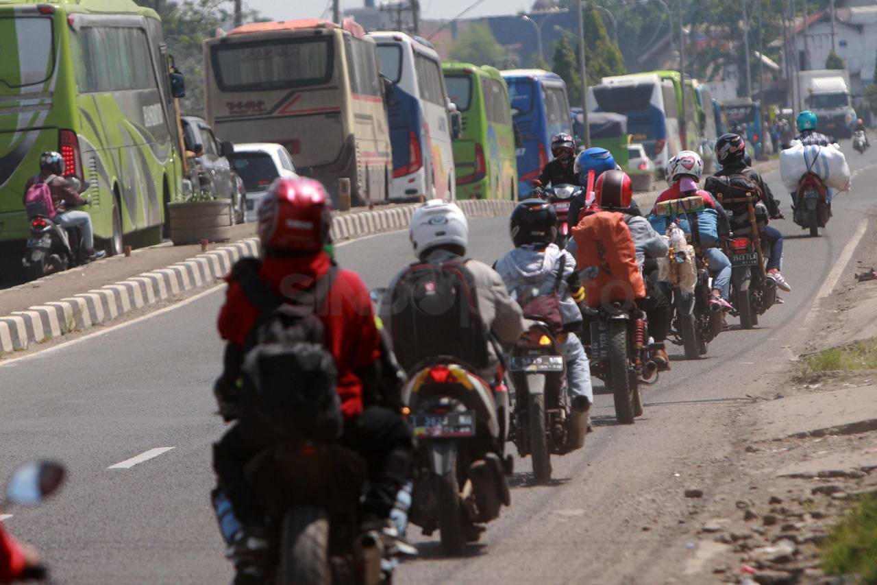 Hindari Macet di Karawang,...