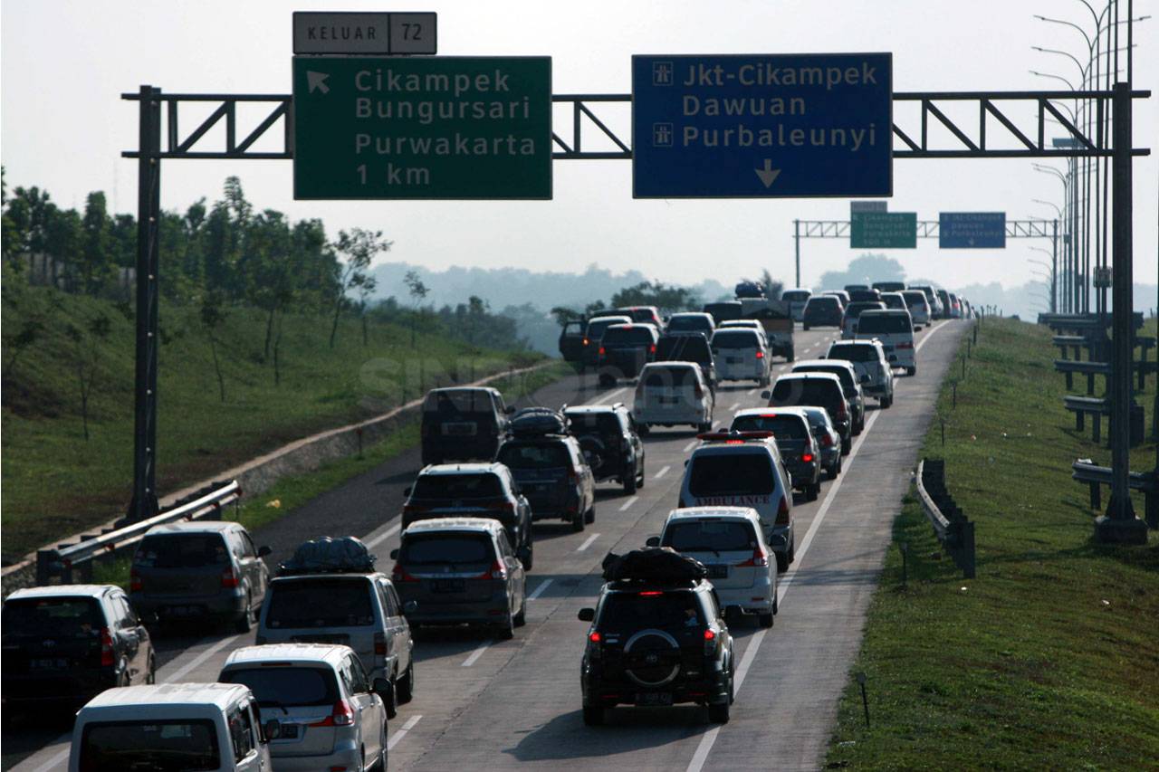 Cipali Macet Panjang,...