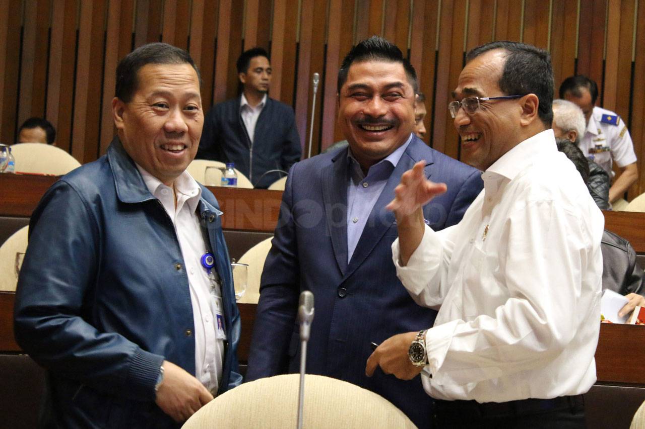 Komisi V DPR Raker dengan...