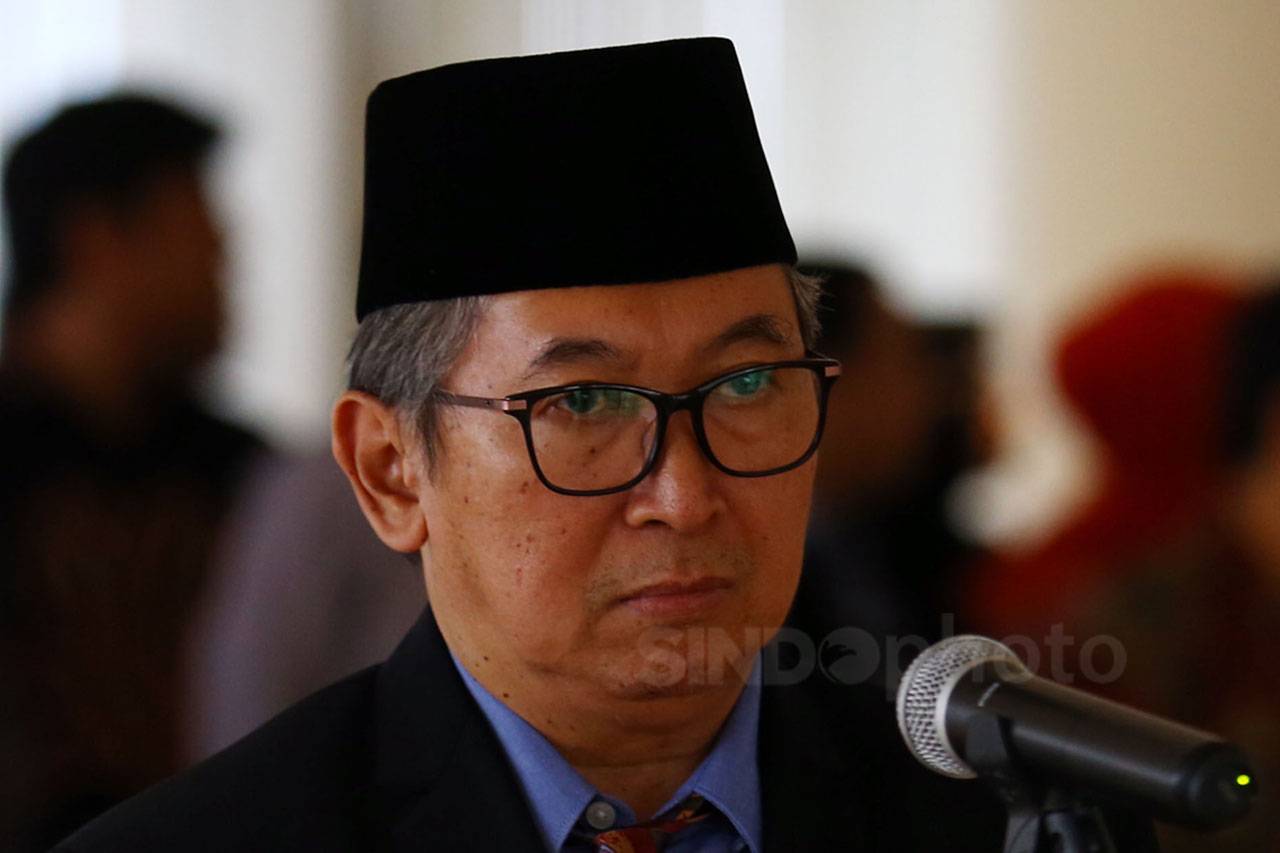 Tiga Penasihat KPK Resmi...