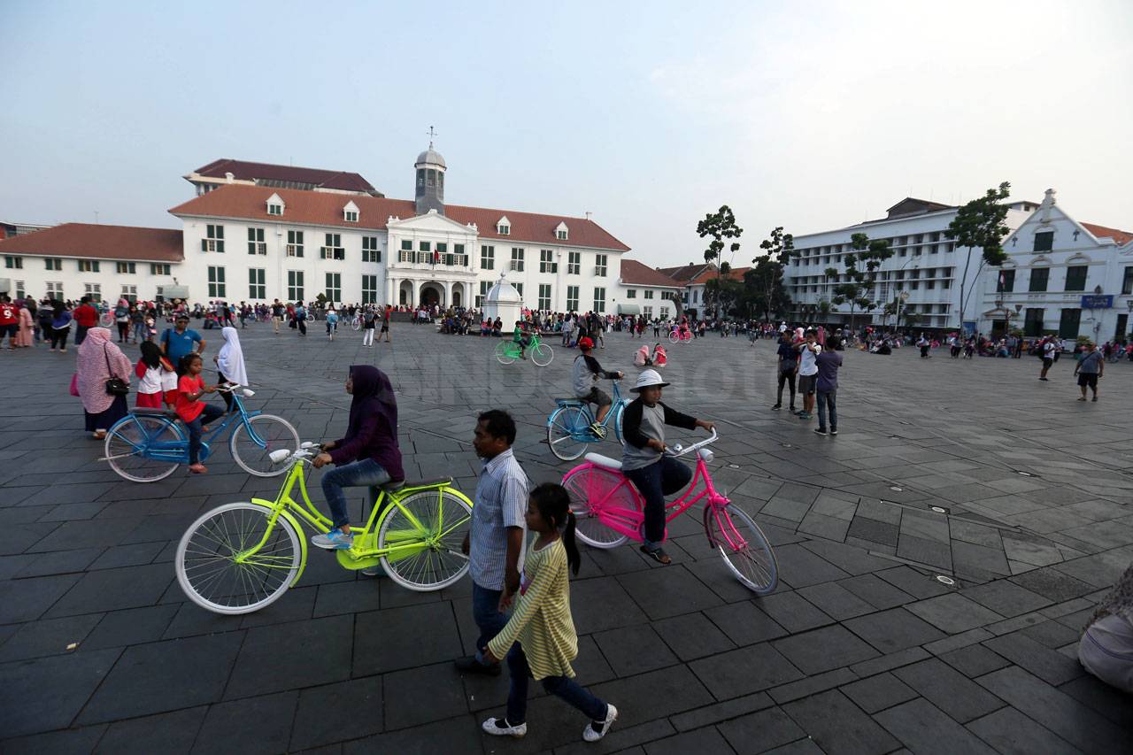 Menghabiskan Liburan...