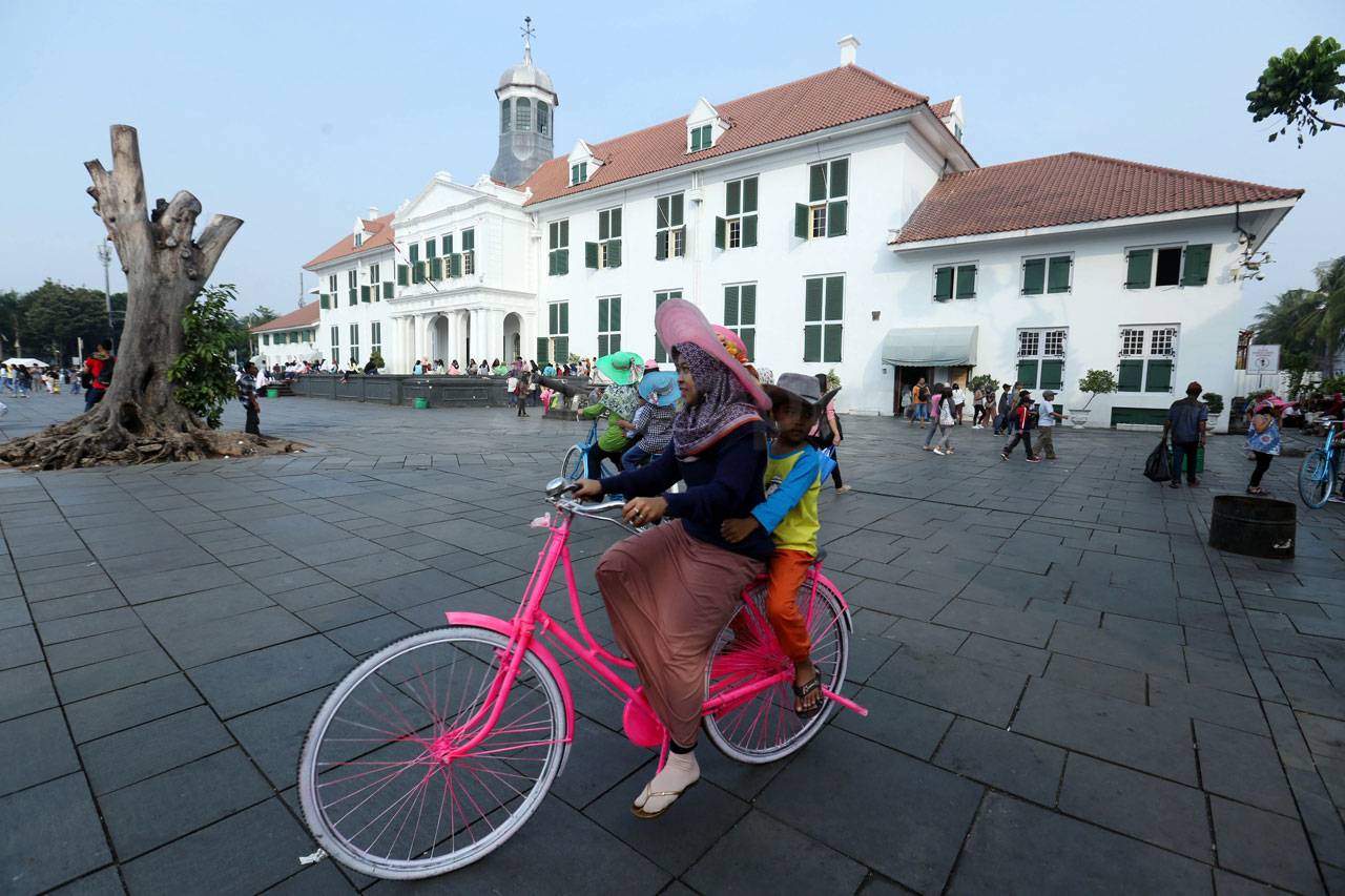 Menghabiskan Liburan...