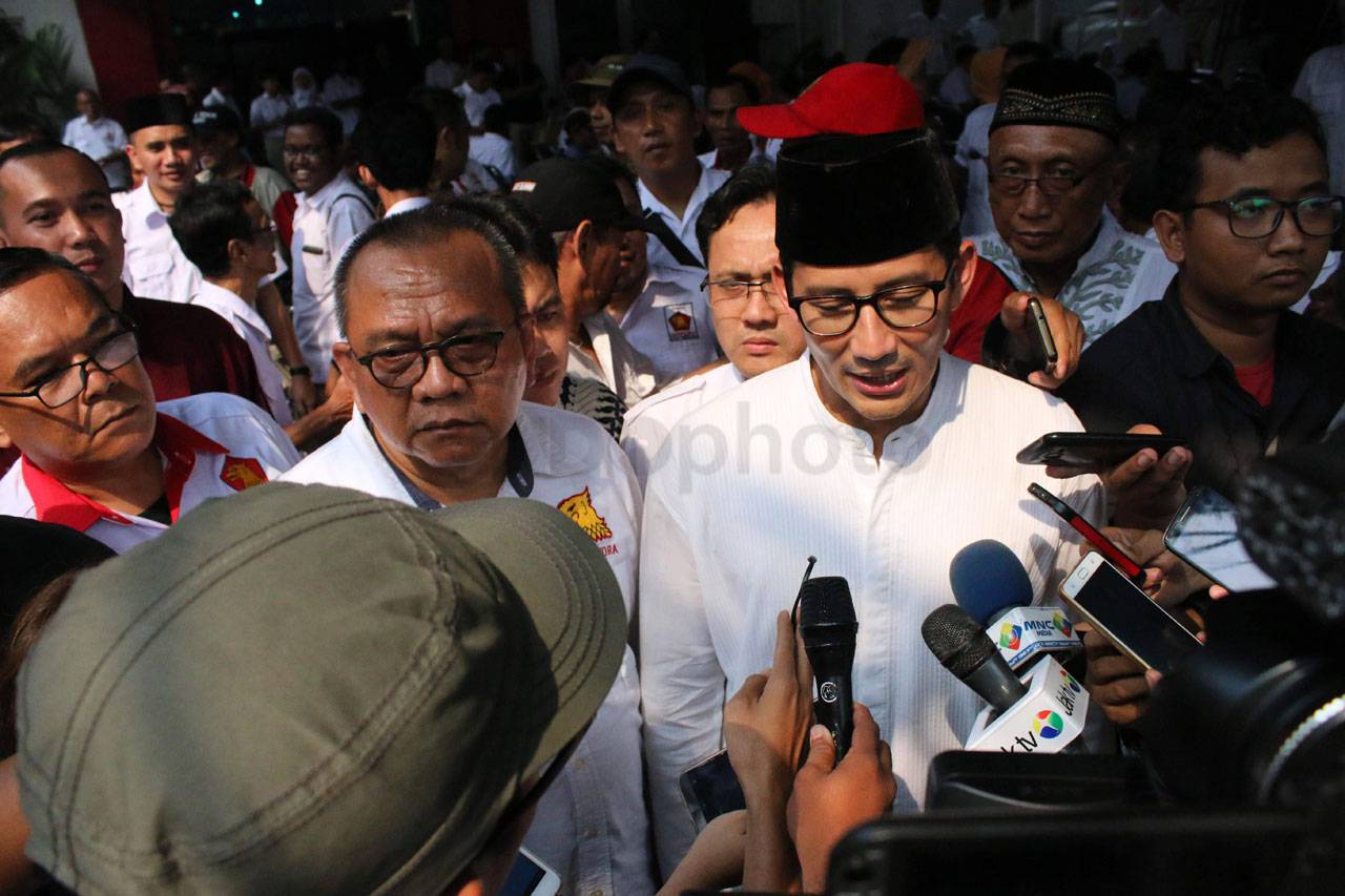Sandiaga Uno Hadiri...