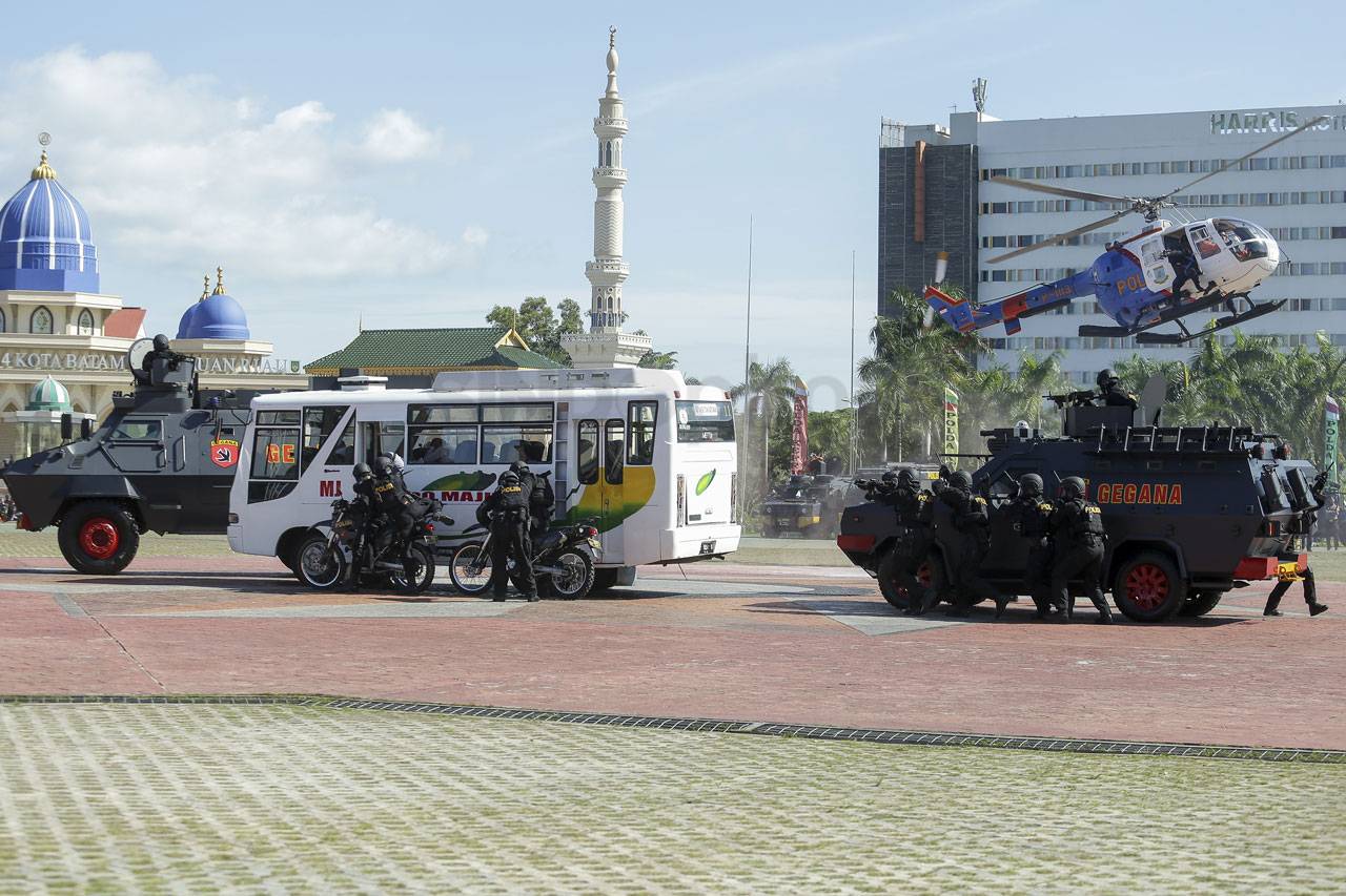 Pasukan Anti Teror Polri...