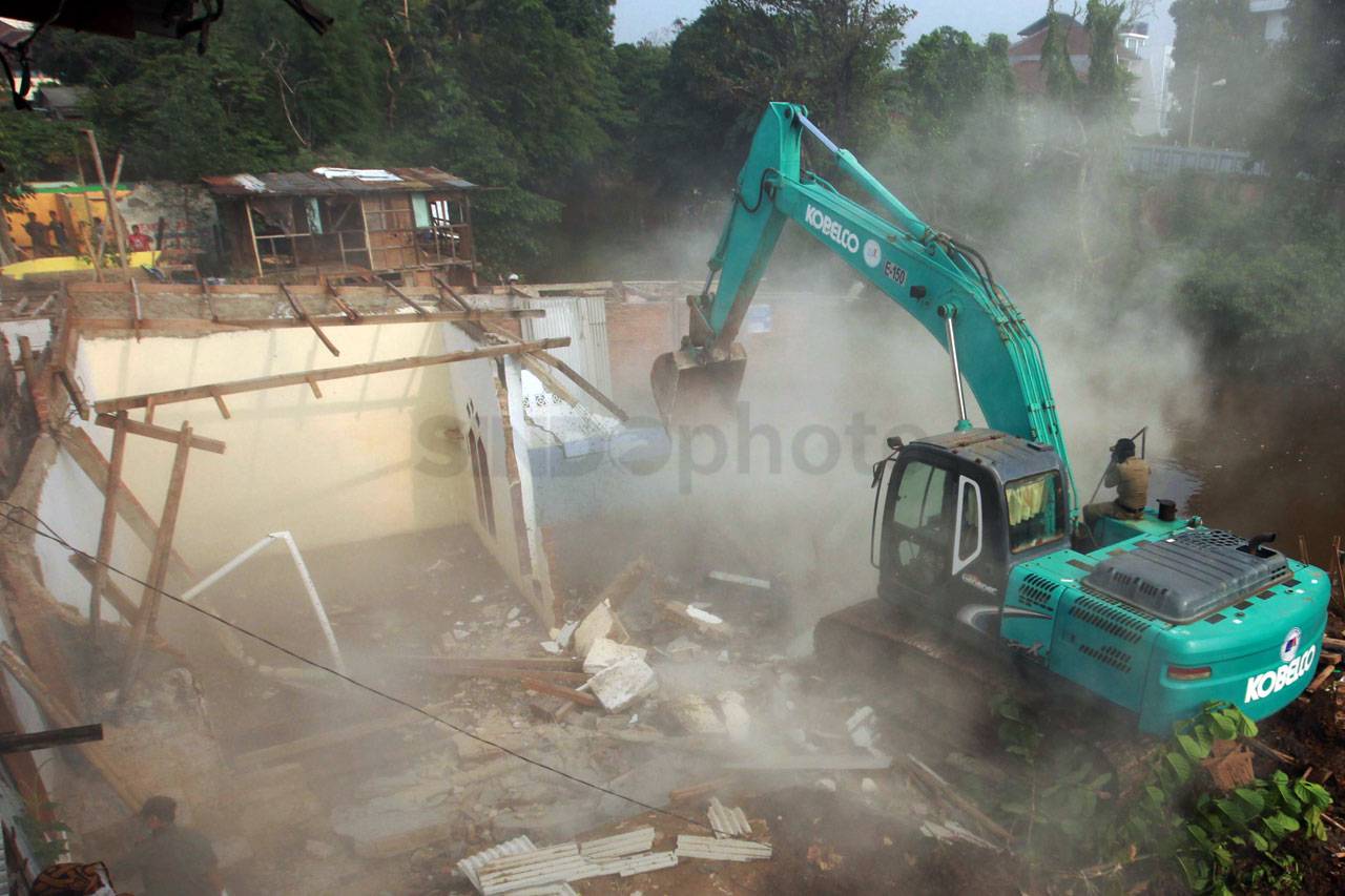 355 Rumah di Bukit Duri...