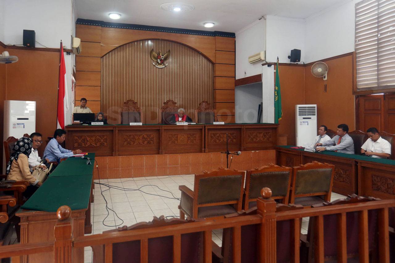 PN Jakarta Selatan Lanjutkan...