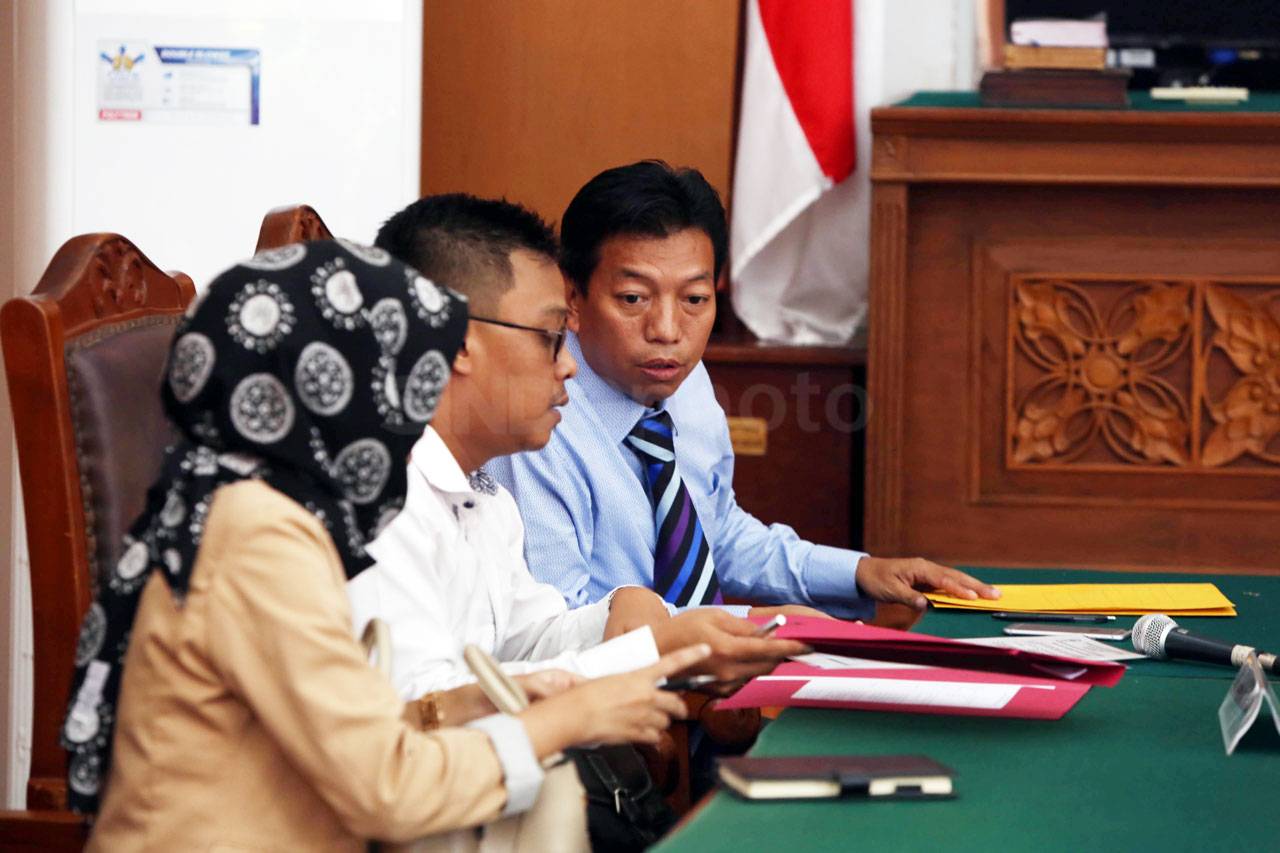 PN Jakarta Selatan Lanjutkan...