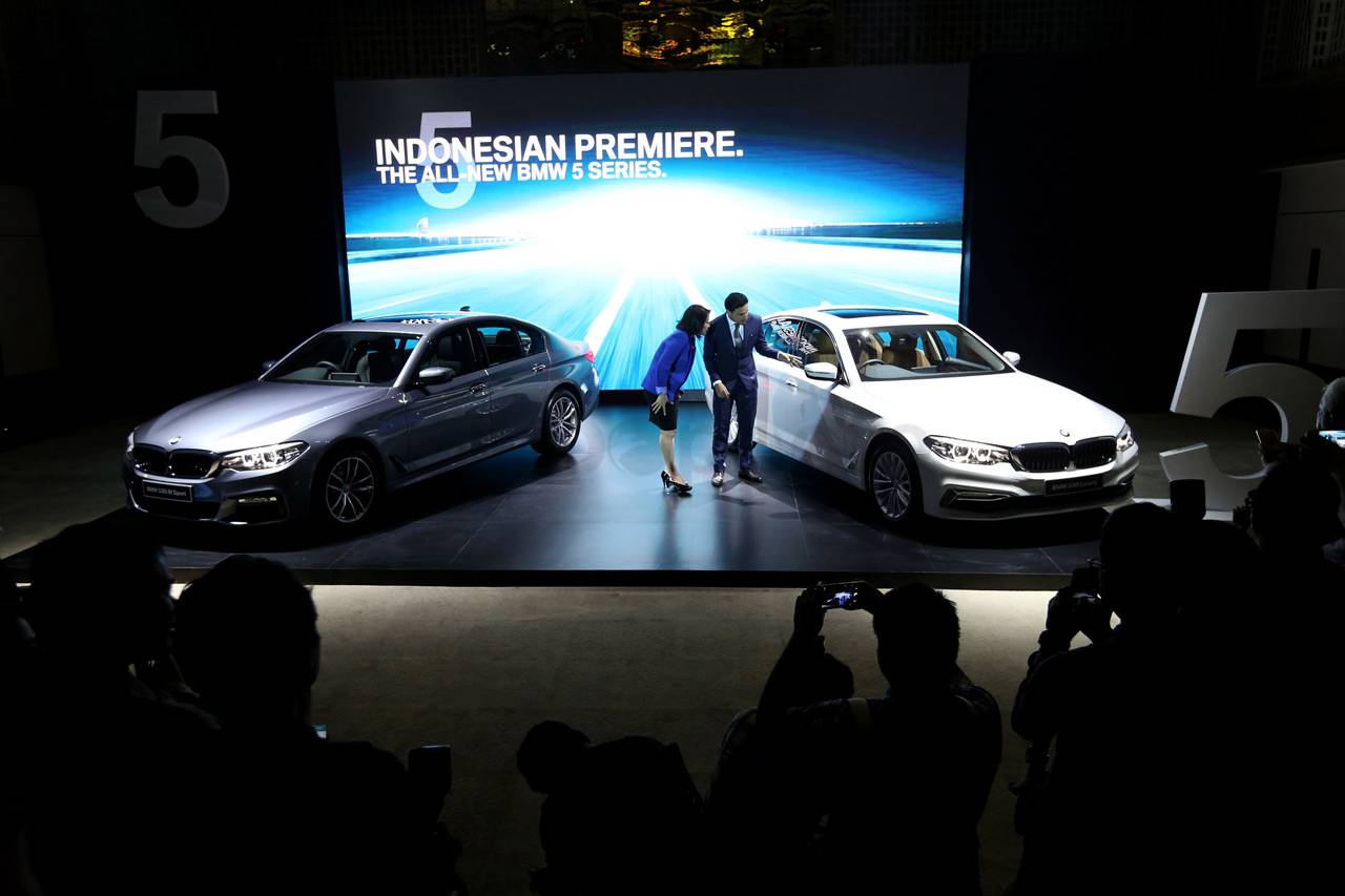 Generasi Ketujuh BMW...