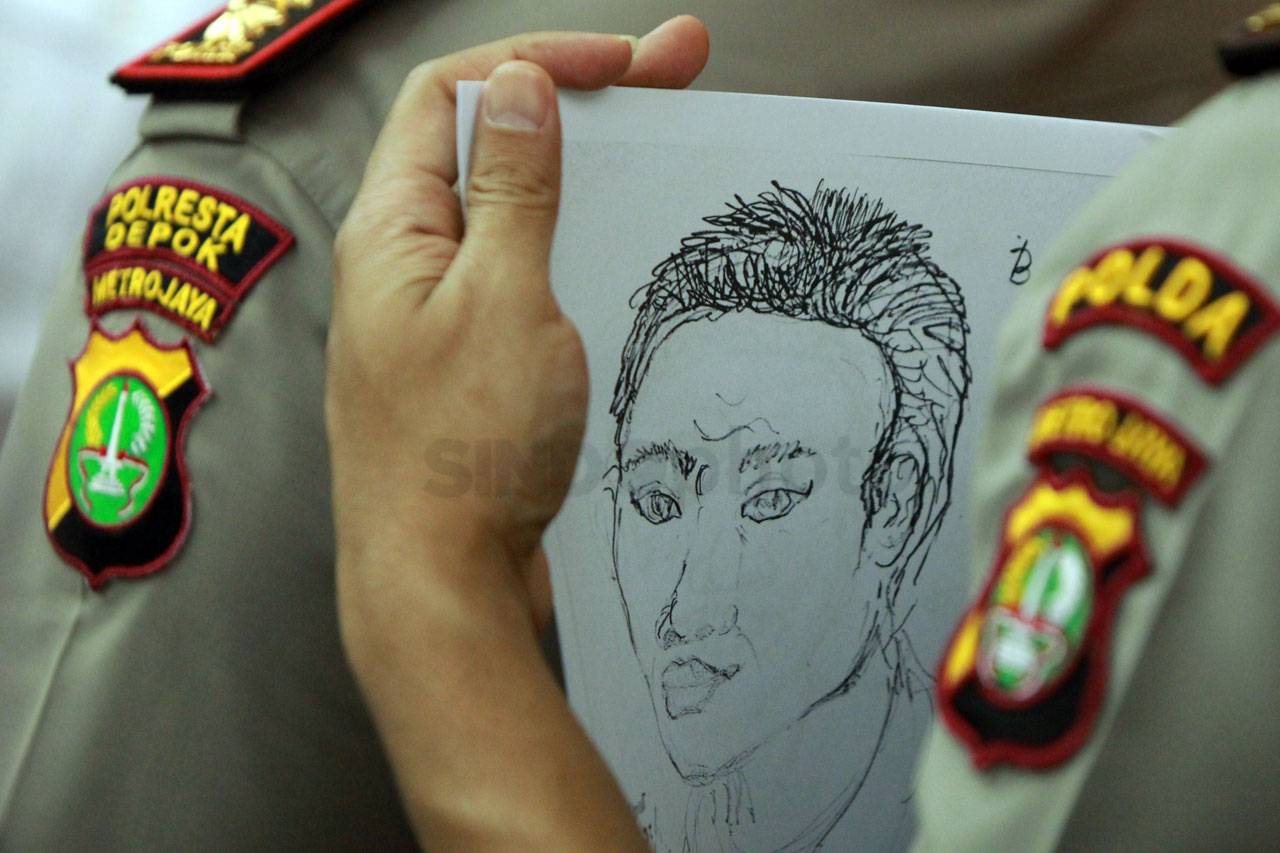Polisi Masih Buru Dua...